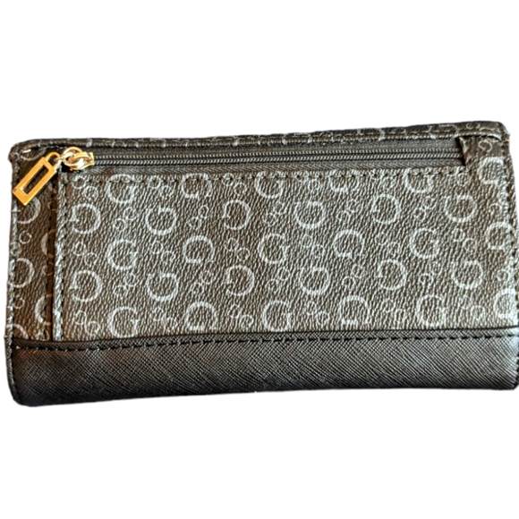 Guess black signature wallet - Picture 2 of 3